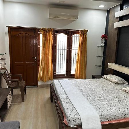 Temple View Home Stay Tiruvannāmalai Eksteriør billede