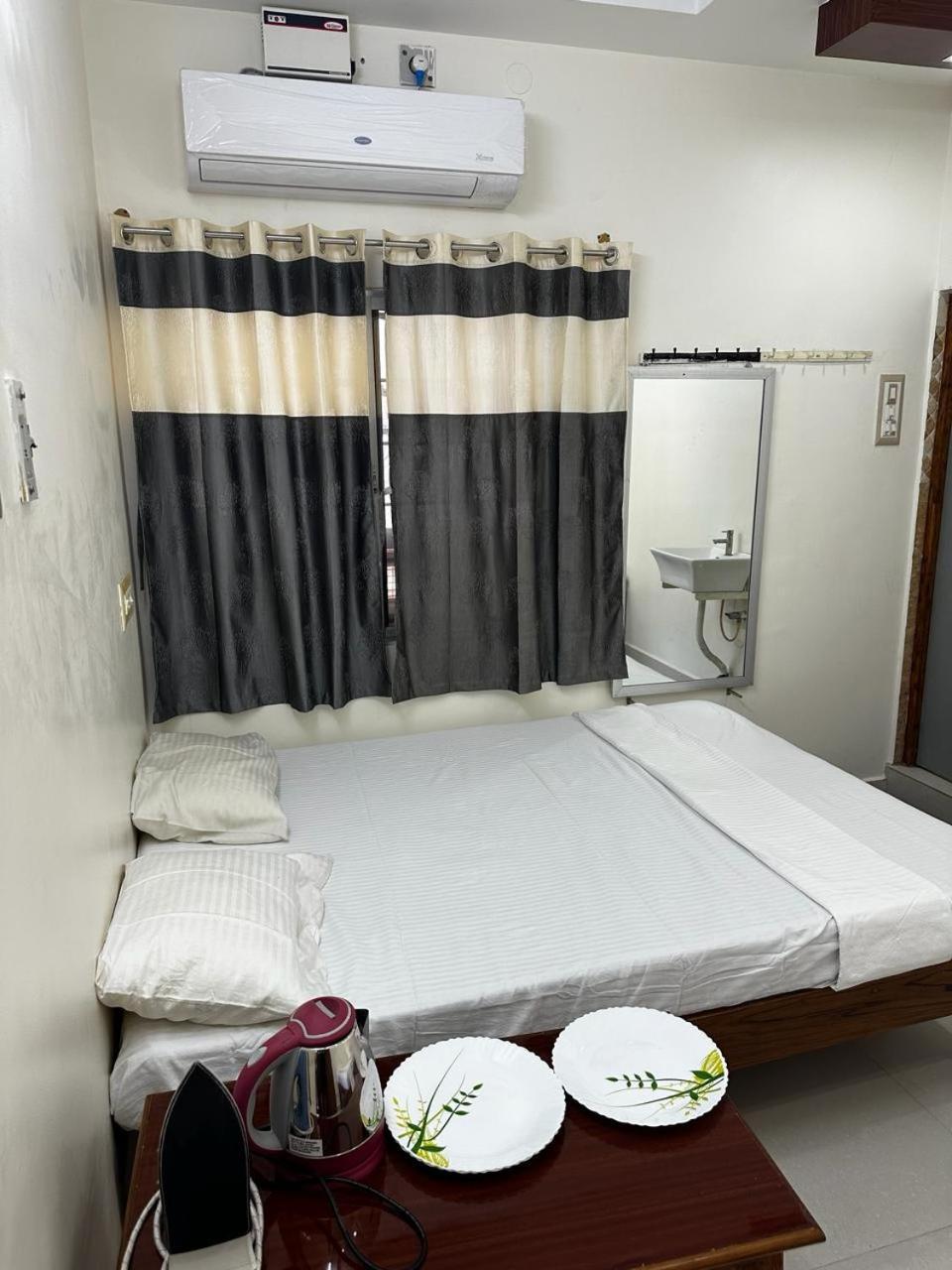 Temple View Home Stay Tiruvannāmalai Eksteriør billede