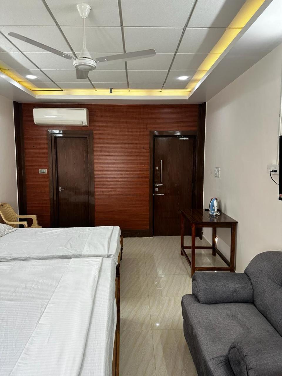 Temple View Home Stay Tiruvannāmalai Eksteriør billede