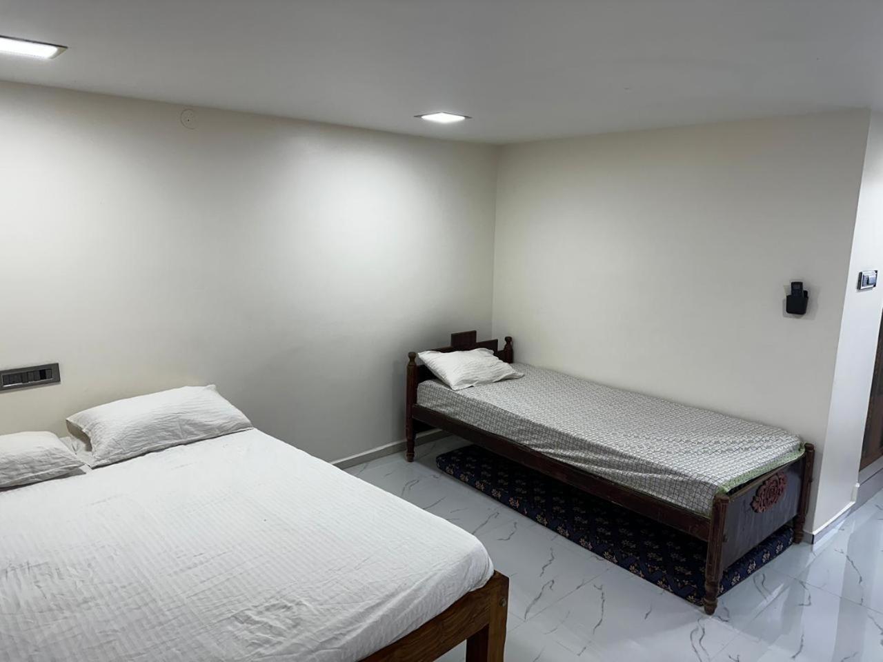 Temple View Home Stay Tiruvannāmalai Eksteriør billede